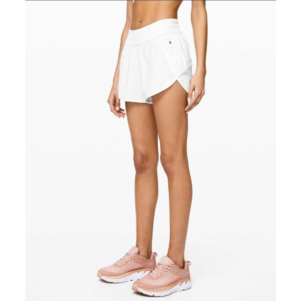 Lululemon Tracker Short V *4" - White - Size 8 - W7AT7S - Picture 3 of 10